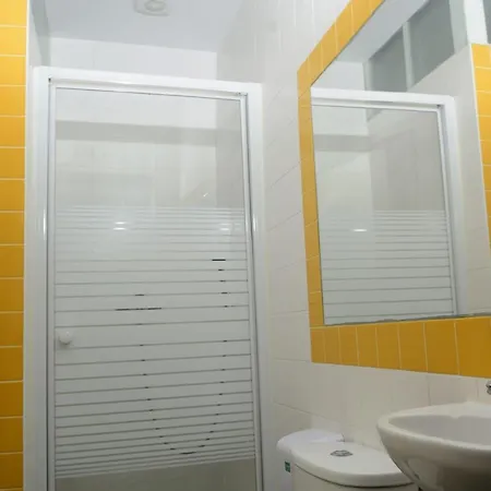 Hostal O2 *
