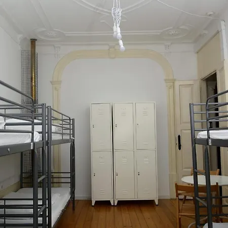 O2 Hostal